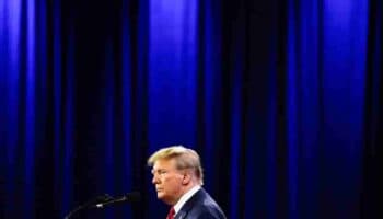 Trump es eliminado de elecciones primarias en Illinois por asalto al Capitolio