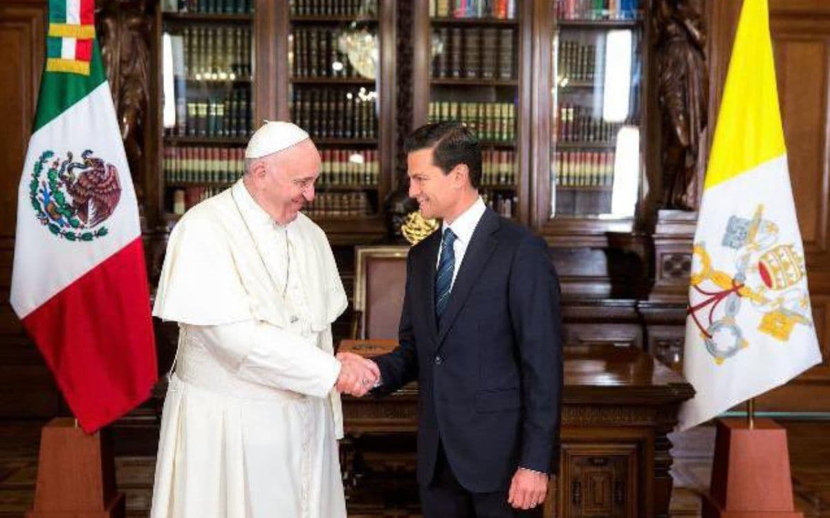 Peña Nieto reaparece para dar el pésame por muerte del Papa Francisco