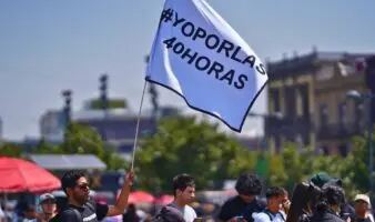 Reducción de jornada laboral no incluye dos días de descanso y aumenta horas extra