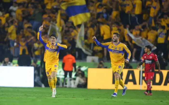 Pizarro asegura que no se guardará nada ante Cruz Azul y saldrá a ganar mañana