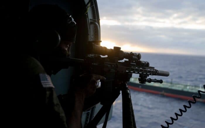 Lo mejor de Aristegui en Vivo: Identifican 5 cuerpos de mineros secuestrados; Maxwell no declara y pide indulto a Trump; EE.UU intercepta petrolero (10/02/2026)