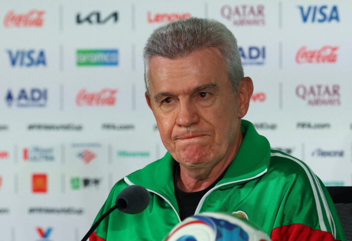 Aguirre recibirá como "patada en el estómago" cambio de horario de partido con Inglaterra