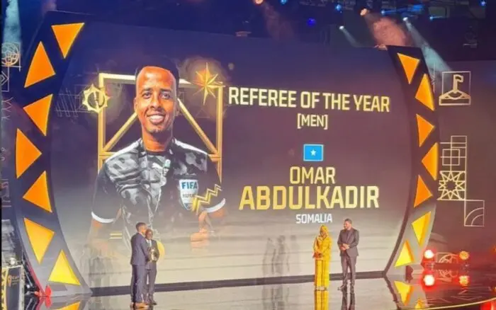 Mundial 2026: Pide Somalia explicaciones a Estados Unidos y FIFA por maltrato a Omar Abdulkadir Artan | Video