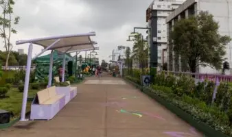 Tras inaugurarse con goteras y encharcamientos, anuncian más obras en Jardín Elevado de Tlalpan y en Metro San Antonio Abad