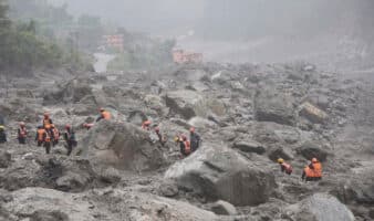 Asciende a 804 el número de muertos por la riada en Nepal, con más de 3,000 desaparecidos