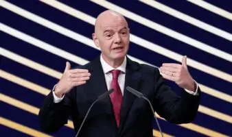 UEFA y la Concacaf no perdonan a Infantino pese a la retirada de su plan
