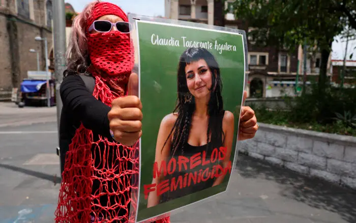 Aristegui en Vivo: Trump pide procesar a narcopolíticos mexicanos; México no se doblega: Sheinbaum; buscan a presunto feminicida de Claudia Tacoronte (17/09/2026)