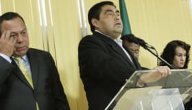PRD exige al gobierno explicar acuerdo con Petrobras 