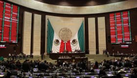 Diputados aprueban en 'fast track' nuevo Código Fiscal y Ley Aduanera