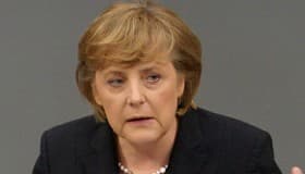 Snowden envía carta a Merkel; plantea charla sobre el espionaje de EU a Alemania