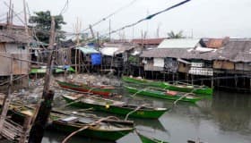 Desalojan a 1 millón por tifón en Vietnam; lluvias intensas amenazan China