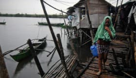 Caos y saqueos en Filipinas tras paso del tifón 'Haiyan'