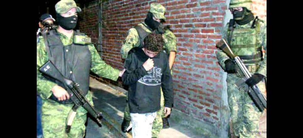 Liberan a ‘El Ponchis’, niño sicario, y lo repatrian a EU | Aristegui ...