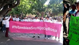 Marchan a favor de Mamá Rosa en Zamora