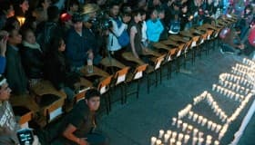 Tras de los gritos y las consignas, el silencio se hizo… (crónica y fotos)