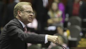 Con Escobar, "oportunidad de enjuiciar a un funcionario" y "vencer la simulación": petición en Change.org