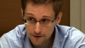 Se rehúsa EU a perdonar a Snowden; debe "aceptar las consecuencias de sus acciones"
