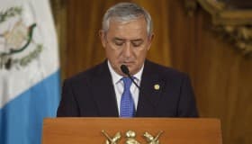 Casi 5 meses después de darse a conocer caso de corrupción, dimitió Pérez Molina