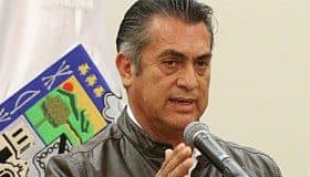 Televisa intenta desestabilizar: 'El Bronco' (Video)