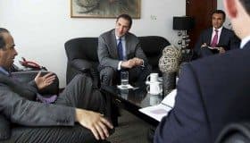 Volkswagen se compromete a preservar plantilla en armadora de Puebla