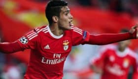 Raúl Jiménez no cederá ante el "canto de las sirenas chinas"... ¿seguro?