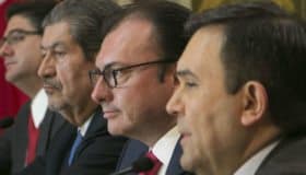 Primera ronda de renegociación del TLCAN, solo para exponer posiciones: Esquivel (Video)