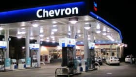 EU renueva licencia a Chevron para operar en Venezuela hasta noviembre