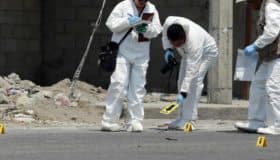 Ocho días después del enfrentamiento, llegan peritos de la PGR a Palmarito