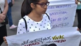 Puebla se indigna por feminicidio de Mara; suman 83 en 2017 (Video)