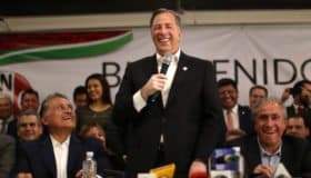 Equipo de Meade aclara a BuzzFeed que terreno de 2.3 mdp sí está en su declaración patrimonial