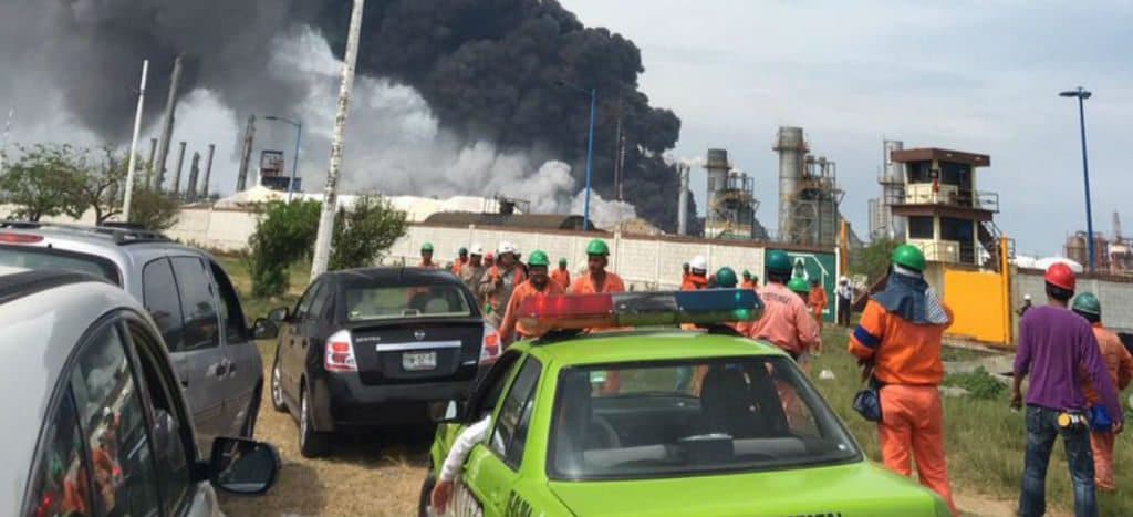 Pemex debe revelar información sobre explosión en complejo Pajaritos: INAI