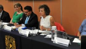 Desdibujados por coaliciones, partidos pierden identidad: académicos en la UNAM