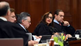 Valida Corte artículos sobre mariguana medicinal, muerte digna y educación sexual en Constitución de CDMX