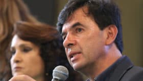 Debe evitarse oportunismo y mezquindad sobre tragedia aérea: vocero presidencial