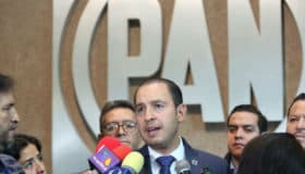 PAN pide destitución del titular de Aeronáutica Civil y critica "informe" de AMLO en el Zócalo