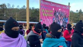 Zapatistas sorprenden el #9M: salen a los caracoles y alzan la voz por todas las mujeres violentadas | Video