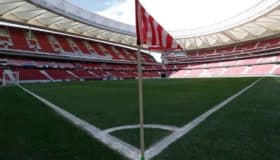 Rinde homenaje Atlético de Madrid a sus socios fallecidos en la pandemia de Covid-19 | Tuit