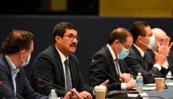 Chocan AMLO y ‘Alianza Federalista’, pero coinciden en consulta | Video