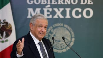 Me gusta leer en tiempos de coronavirus. Revisión del segundo año de gobierno de AMLO | Resumen
