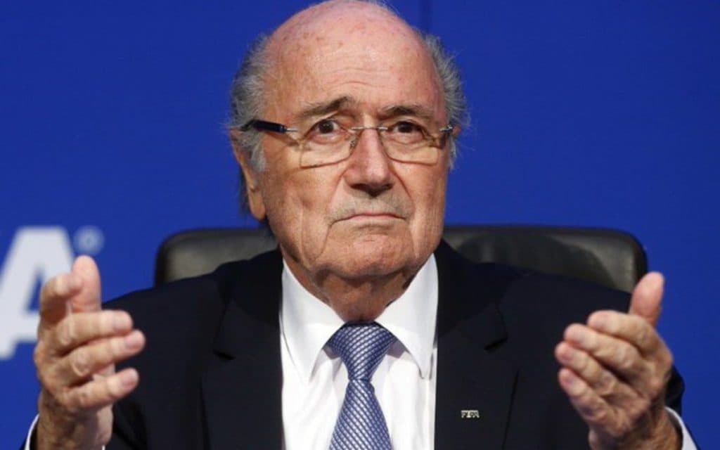 Blatter: 'Ha llegado el momento de que una mujer asuma el liderazgo de la FIFA'