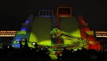 Tras multitudes en el Zócalo, transmitirá Canal 21 espectáculo de luces en maqueta monumental