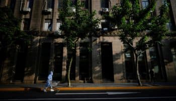 Luego de tres meses de confinamiento, Shanghái anuncia regreso a clases en algunas escuelas