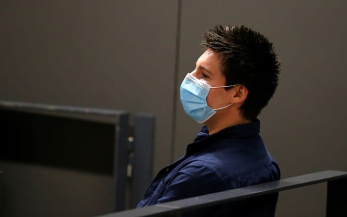 Fundador de "Football Leaks" acepta  6 meses de cárcel sin cumplimiento en Francia