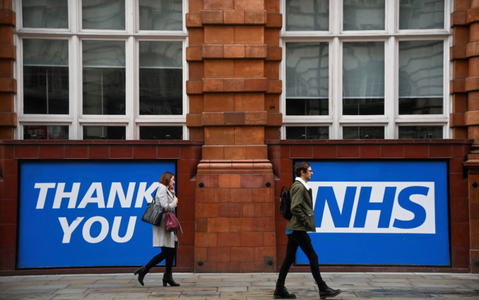 Reino Unido veta los bloqueadores de pubertad para menores de edad