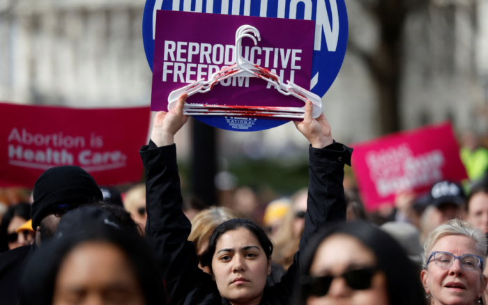 Gran Bretaña: diputados esperan hacer del aborto un derecho real para las mujeres