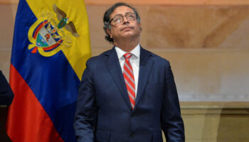 Petro declara el estado de conmoción interior por ataques entre ELN y FARC