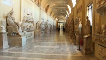 Casi cualquier museo puede contener piezas robadas por los nazis, según experto alemán