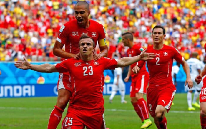 Y también Xherdan Shaqiri anuncia que no jugará más con la Selección de Suiza | Video