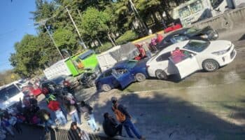 Carambola en la México-Toluca | Al menos 19 lesionados y 10 vehículos involucrados