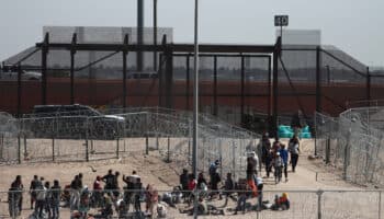 Detenciones de migrantes que cruzan de 'ilegales' a Estados Unidos caen a mínimos históricos: CBP